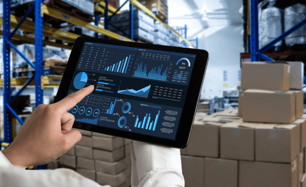 how-data-analytics-and-cloud-computing-are-transforming-operations